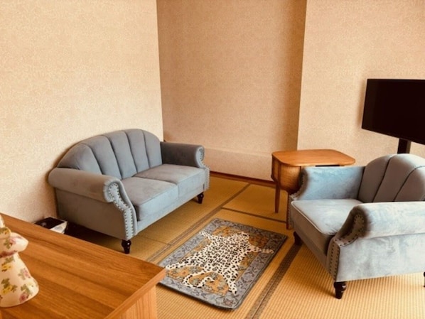 Japanese Style Room | Living area | 40-inch TV with digital channels
