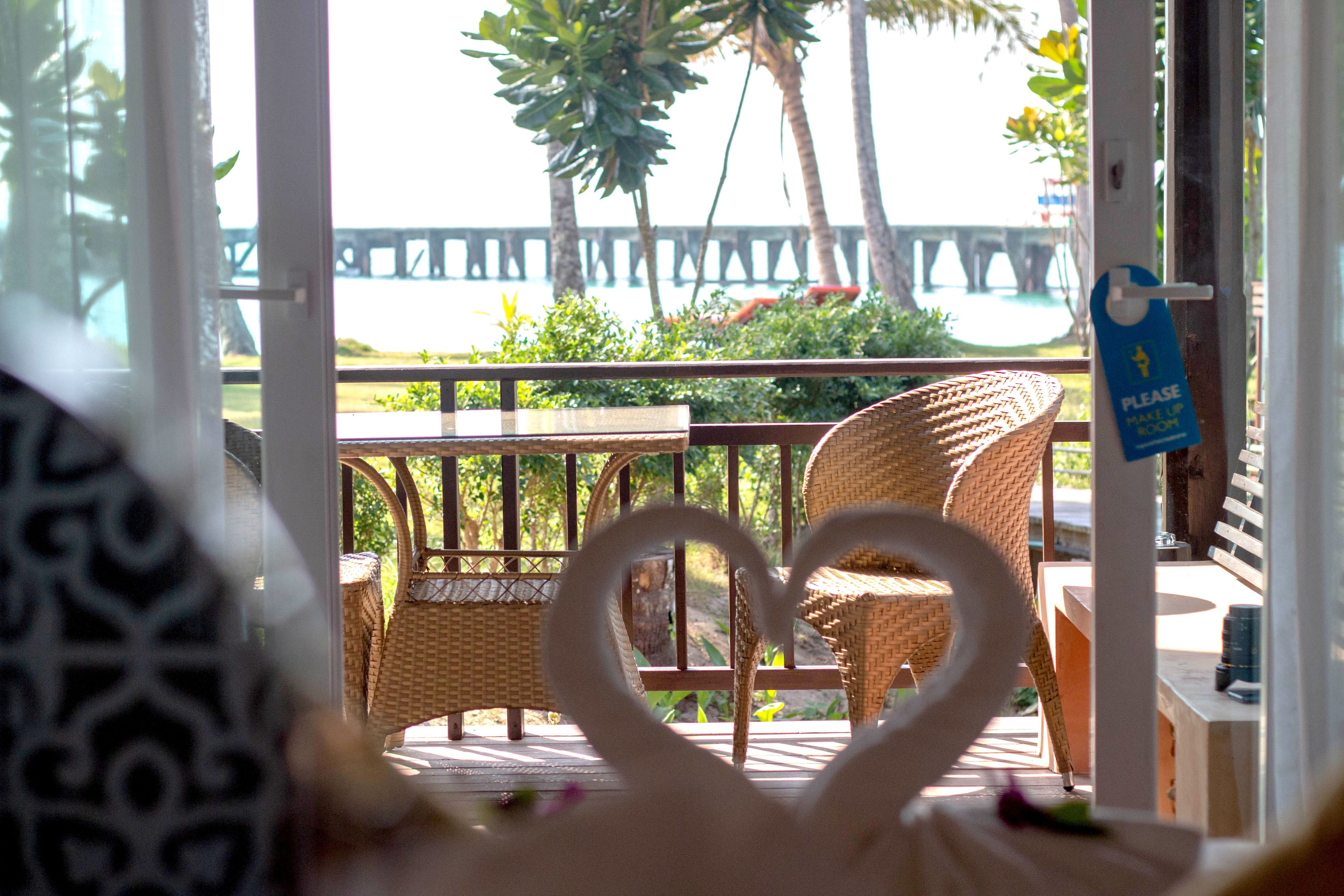 beach front deluxe villa | hypo-allergenic bedding, minibar, in-room safe, blackout curtains