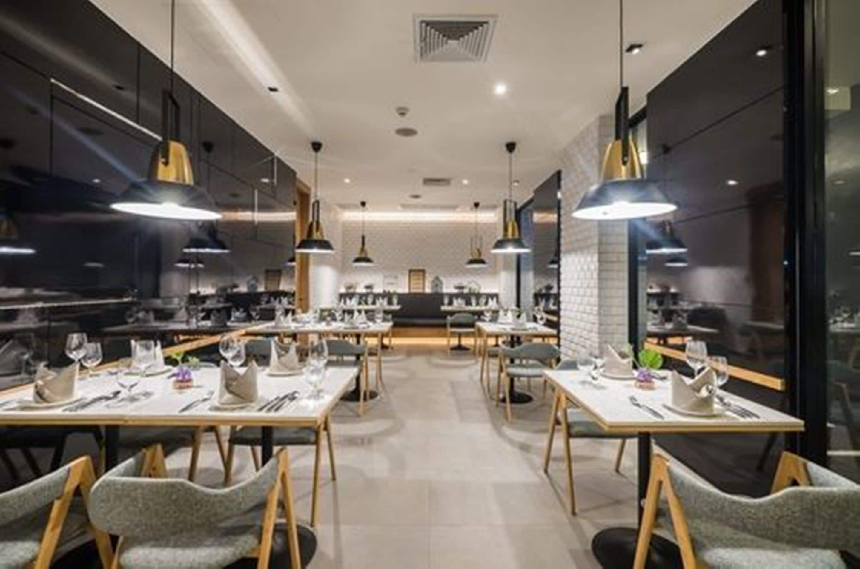 breakfast, lunch, dinner served; thai cuisine