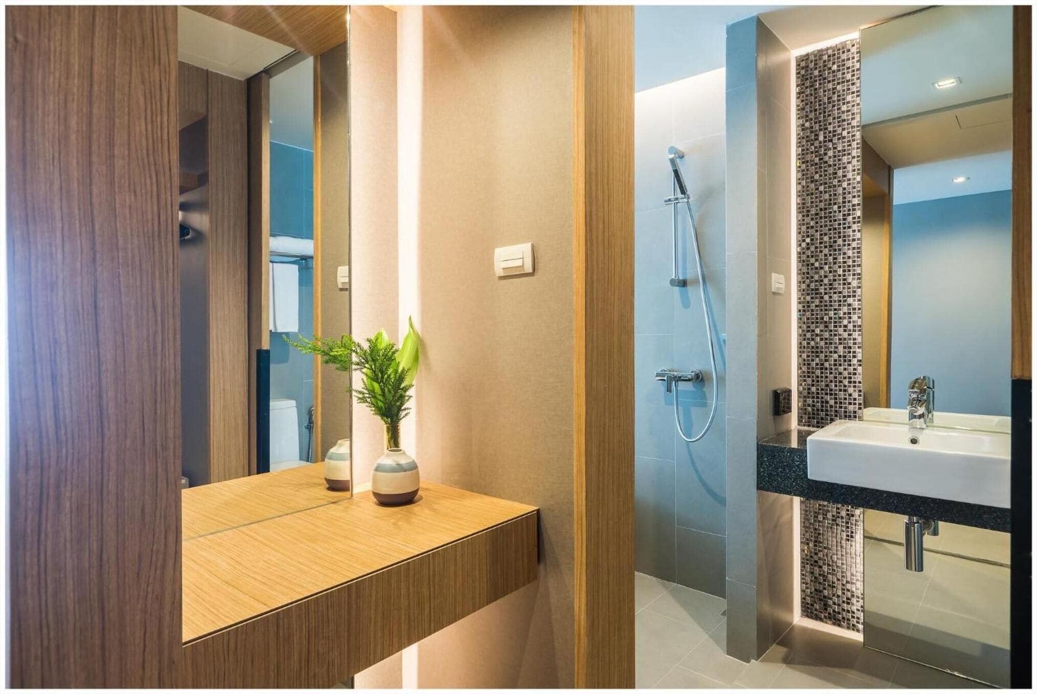 free toiletries, hair dryer, towels