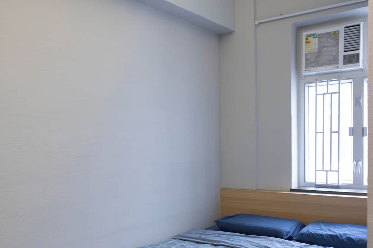 Rideaux occultants, Wi-Fi gratuit, draps fournis