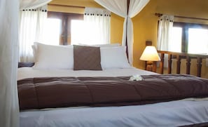 Premium-sengetøj, pengeskab på værelset, skrivebord, gratis Wi-Fi