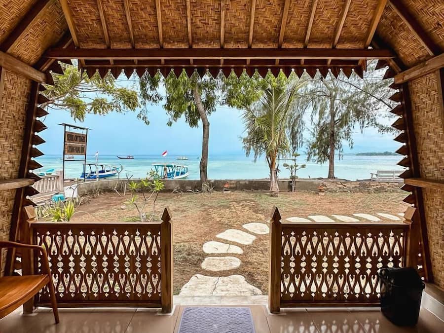 Deluxe Double Sea View | Bathroom | Free toiletries, bidet, towels, soap