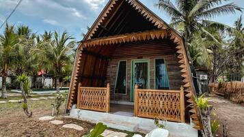 Deluxe Double Sea View | 防过敏的被褥、迷你吧、客房内保险箱、办公桌