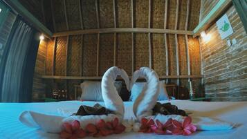 防过敏的被褥、迷你吧、客房内保险箱、办公桌