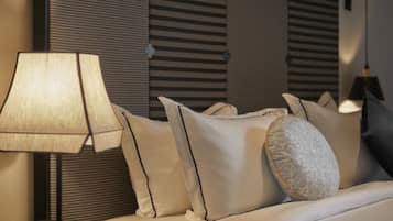 In-room safe, desk, iron/ironing board, free WiFi