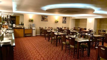 Frokostbuffé er inkludert hver dag