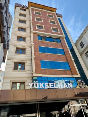 Front of property - Adana Yukselhan Hotel (Adana)