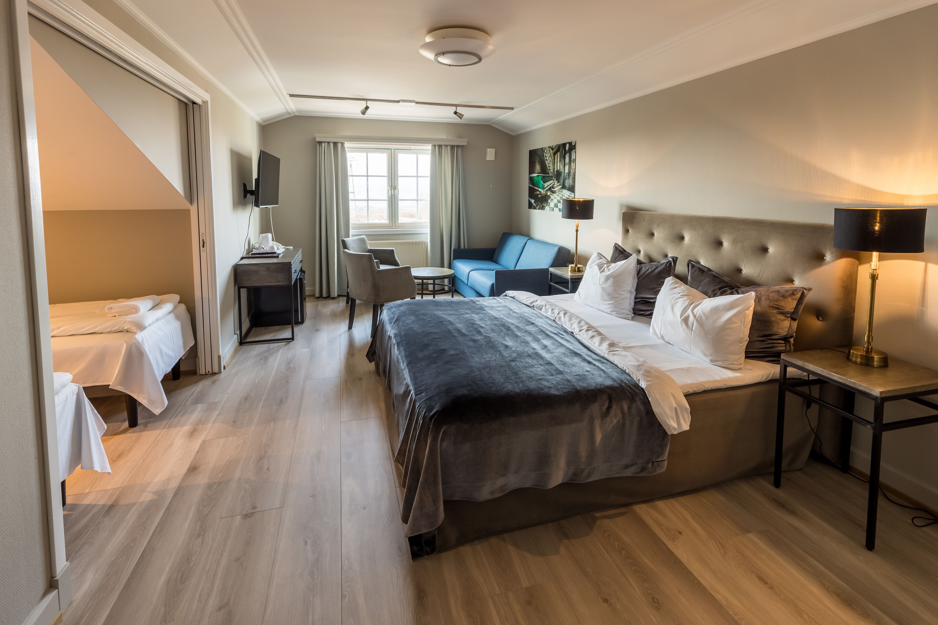 Pillow-top beds, desk, blackout curtains, free WiFi