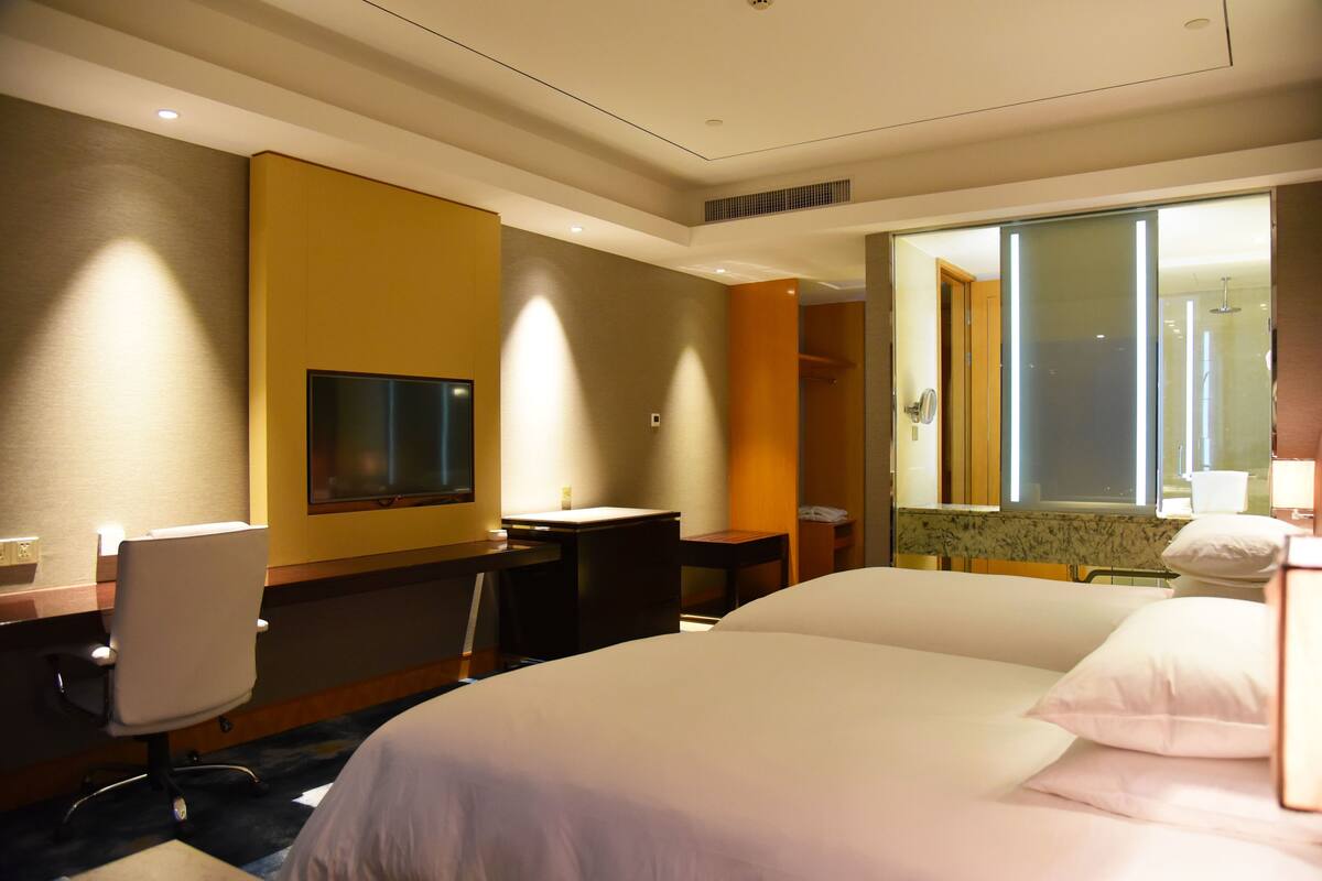 Superior Twin Room, City View | In-room safe, desk, blackout drapes, cribs (free)