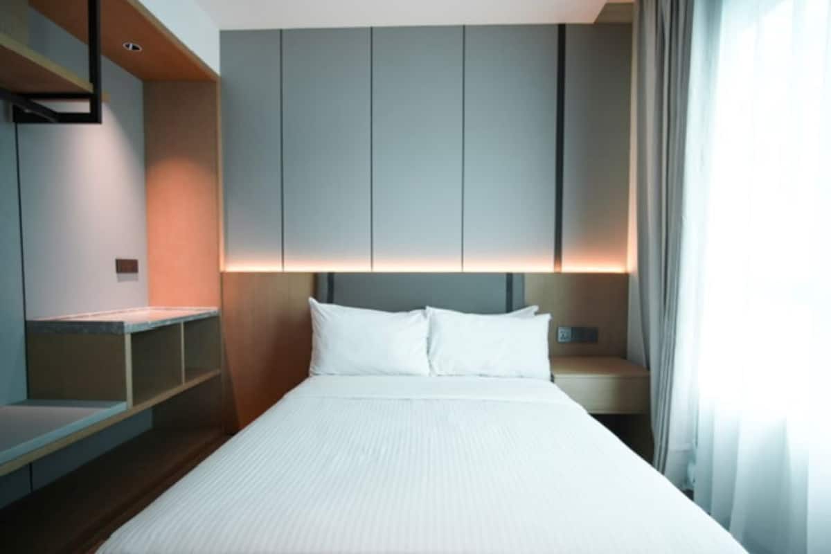 Superior-værelse - 1 queensize-seng | Skrivebord, lydisolering, strygejern/strygebræt, gratis Wi-Fi