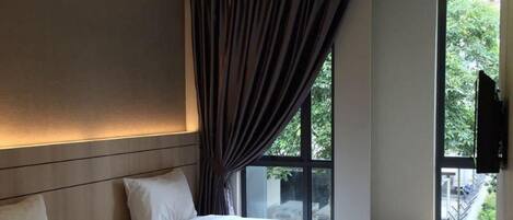 In-room safe, desk, soundproofing, iron/ironing board