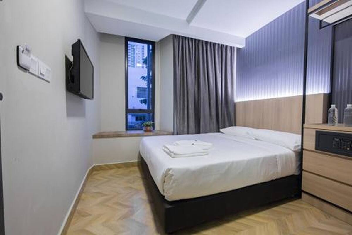 In-room safe, desk, soundproofing, iron/ironing board (on request)