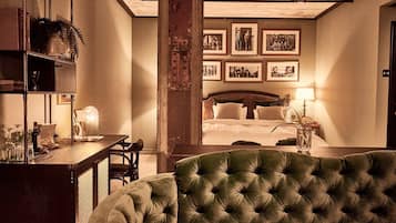 Deluxe Room, Courtyard View | Courtyard view