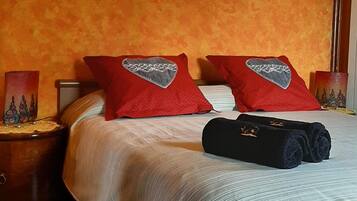 Décoration personnalisée, ameublement personnalisé, rideaux occultants