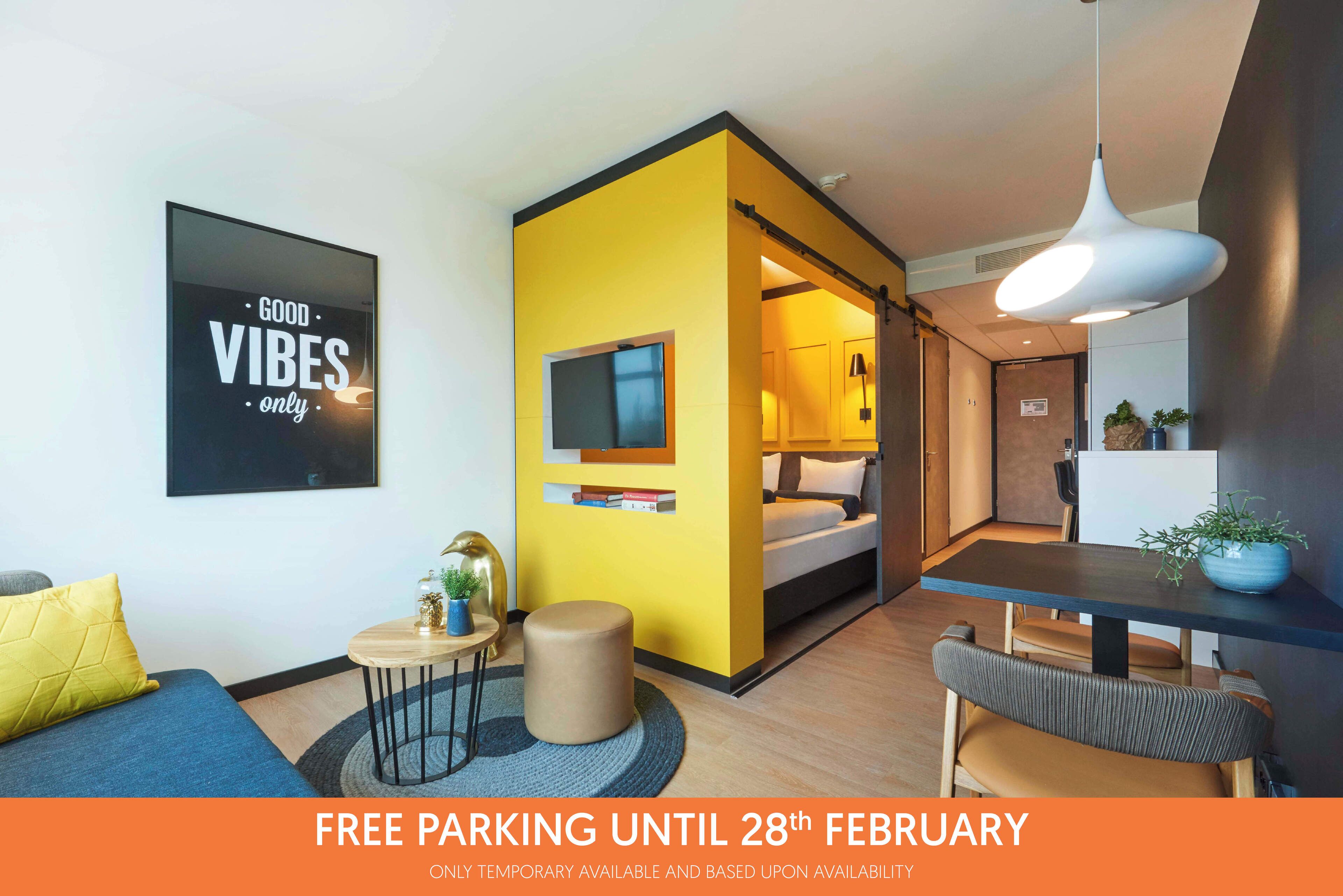 Studio XL | Safe på rommet, skrivebord, skrivebord for bærbar PC og lydisolert