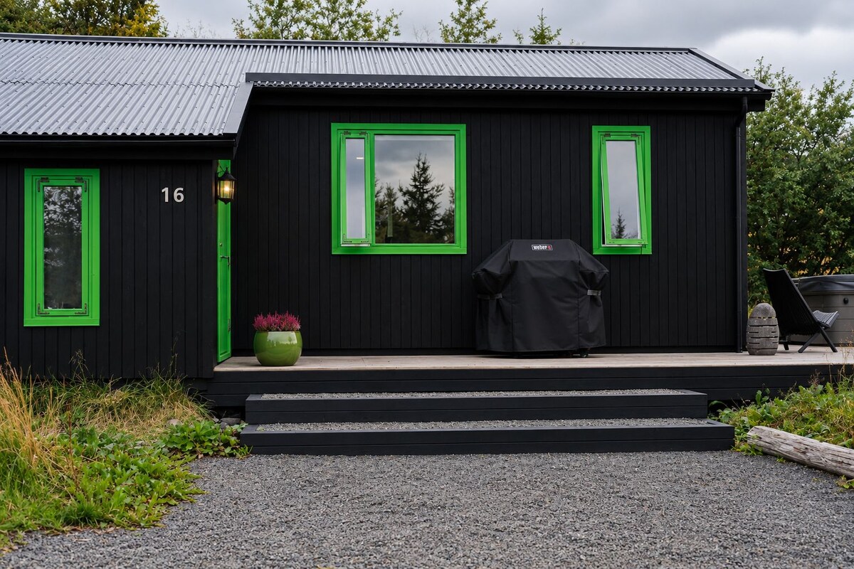 Cottage, 1 Bedroom, Sea View (Kotabyggð 16, 601 Akureyri) | Premium bedding, down comforters, minibar, desk