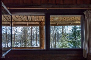 Eco-Art Villa with two bedrooms and sauna | Desk, WiFi