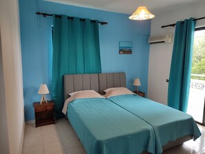 Superior Double or Twin Room, Non Smoking, Garden View | Hypo-allergenic bedding, desk, blackout curtains, iron/ironing board