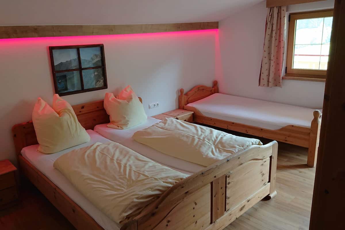 Chalet Exclusive, 2 camere da letto, cucina (Rosskopfblick) | 3 camere, una cassaforte in camera, con stile personalizzato