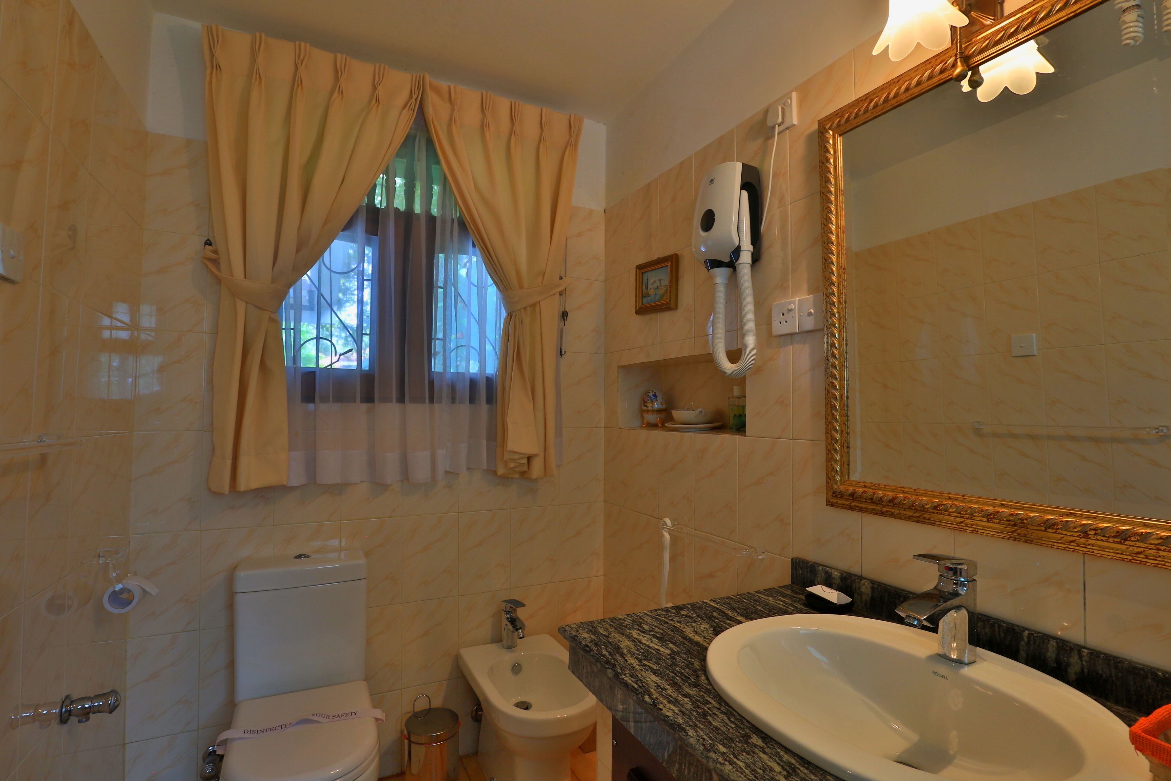 Foto - Emel Boutique