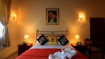 Deluxe Triple Room, 2 Bedrooms, Garden View | Hypo-allergenic bedding, in-room safe, desk, soundproofing