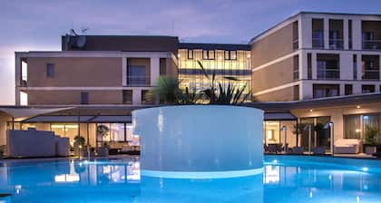 Aura Hotel - Adults Only