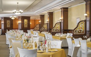 Breakfast, lunch and dinner served  - St. Spas Hotel & Balneo Complex (Velingrad)