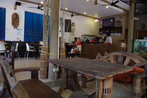 Interior - Apex Koh Kong Hotel (Khemarak Phoumin)