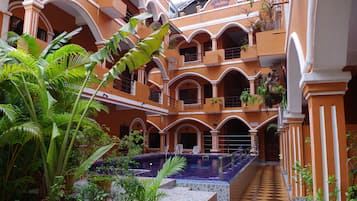 Utomhuspool