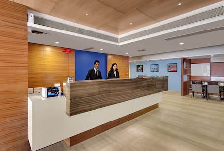Lobby. Best Western Alkapuri, Vadodara