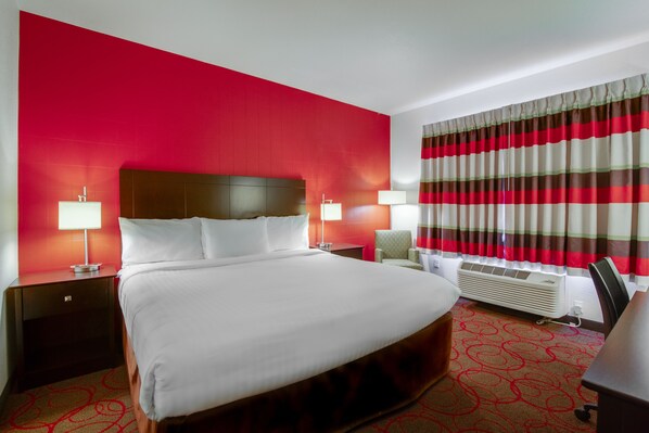 Deluxe Room, 1 King Bed, Kitchenette