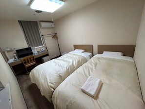 Free WiFi, bed sheets