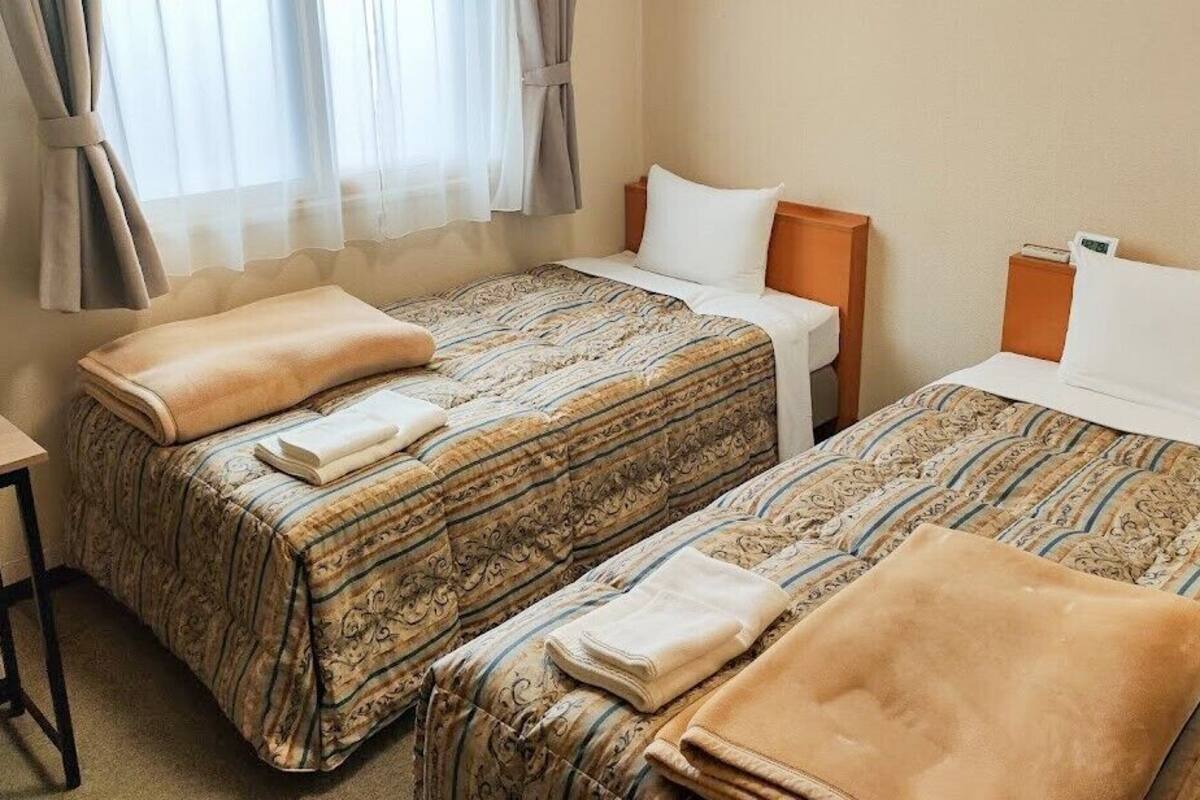 In-room safe, laptop workspace, soundproofing, free WiFi
