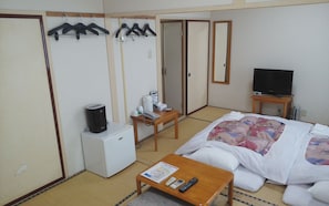 Traditional Room, Smoking