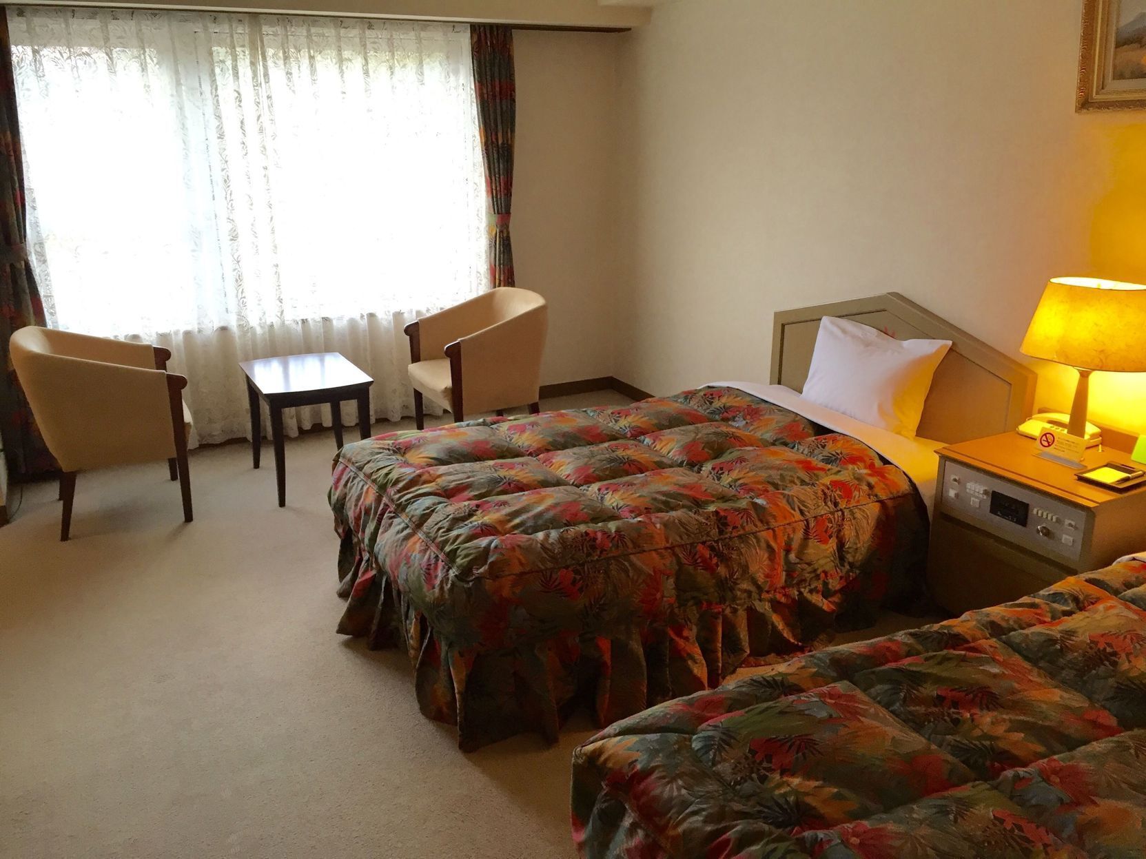 Desk, free WiFi, bed sheets