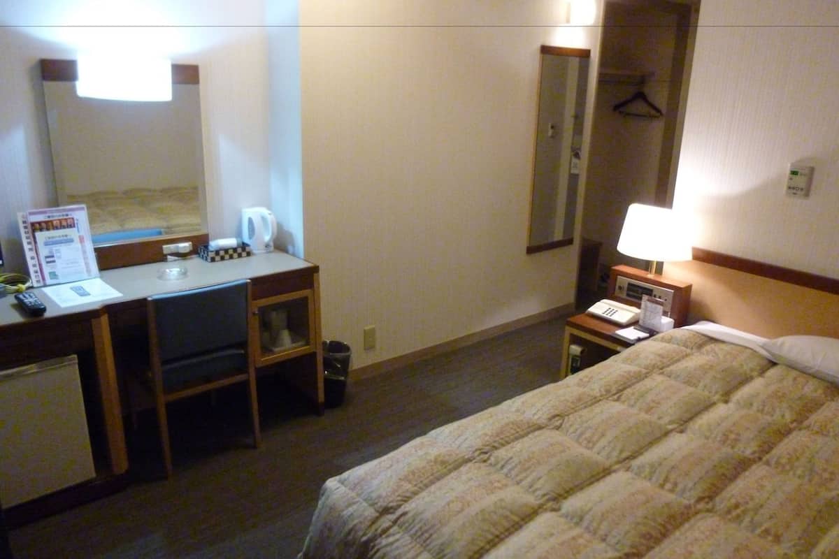 Bureau, accès au Wi-Fi (inclus)