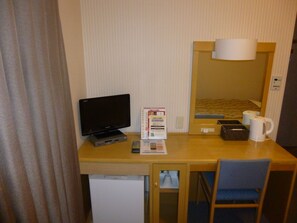 Desk, free WiFi - Hotel Crown Hills Fukushima (Fukushima)