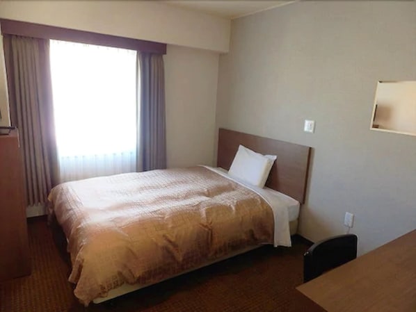 Cortinas blackout, Wi-Fi de cortesia, roupa de cama