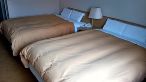Free WiFi, bed sheets - Hotel Hitachi Hills (Hitachi)