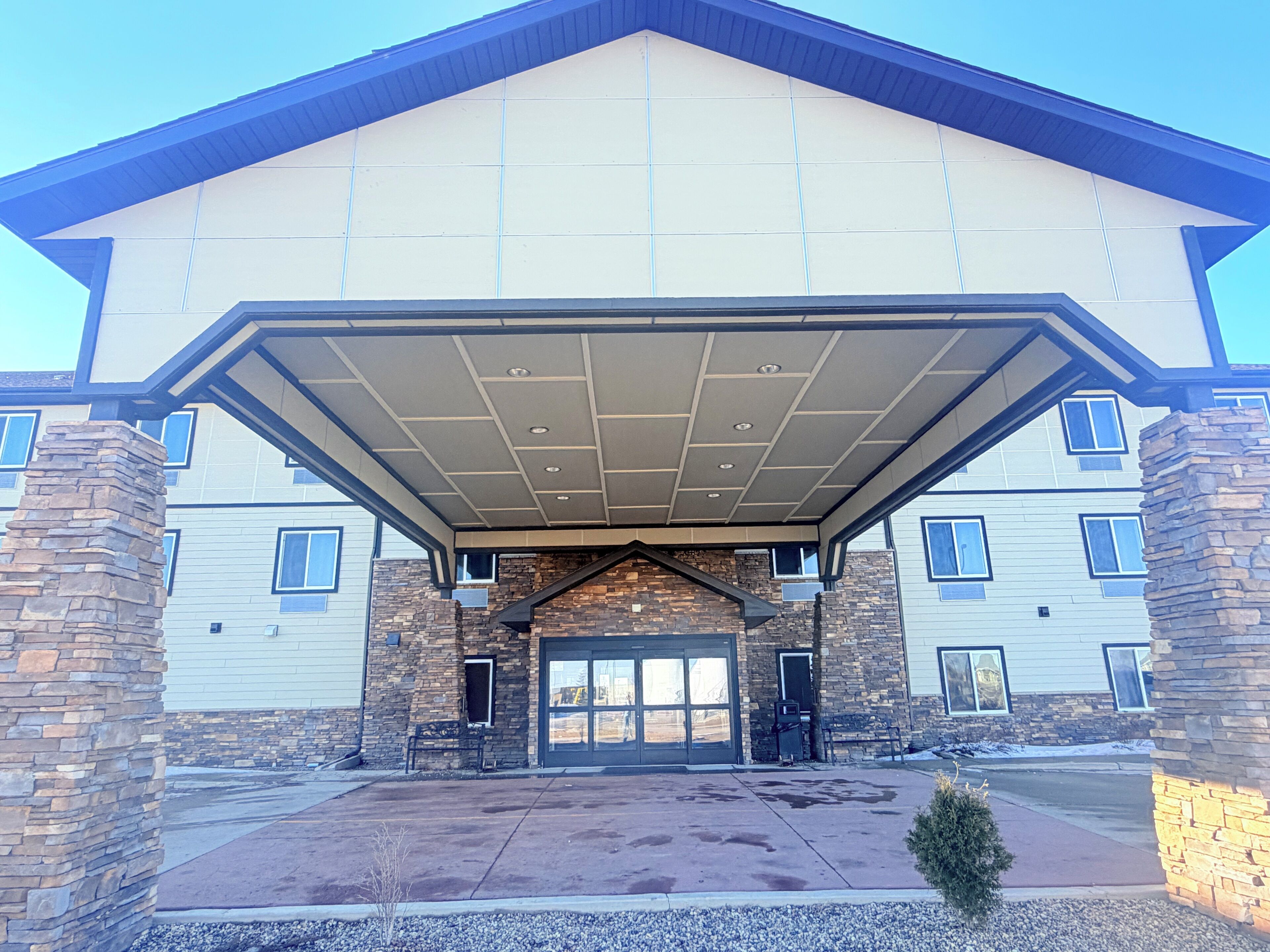 واجهة المنشأة