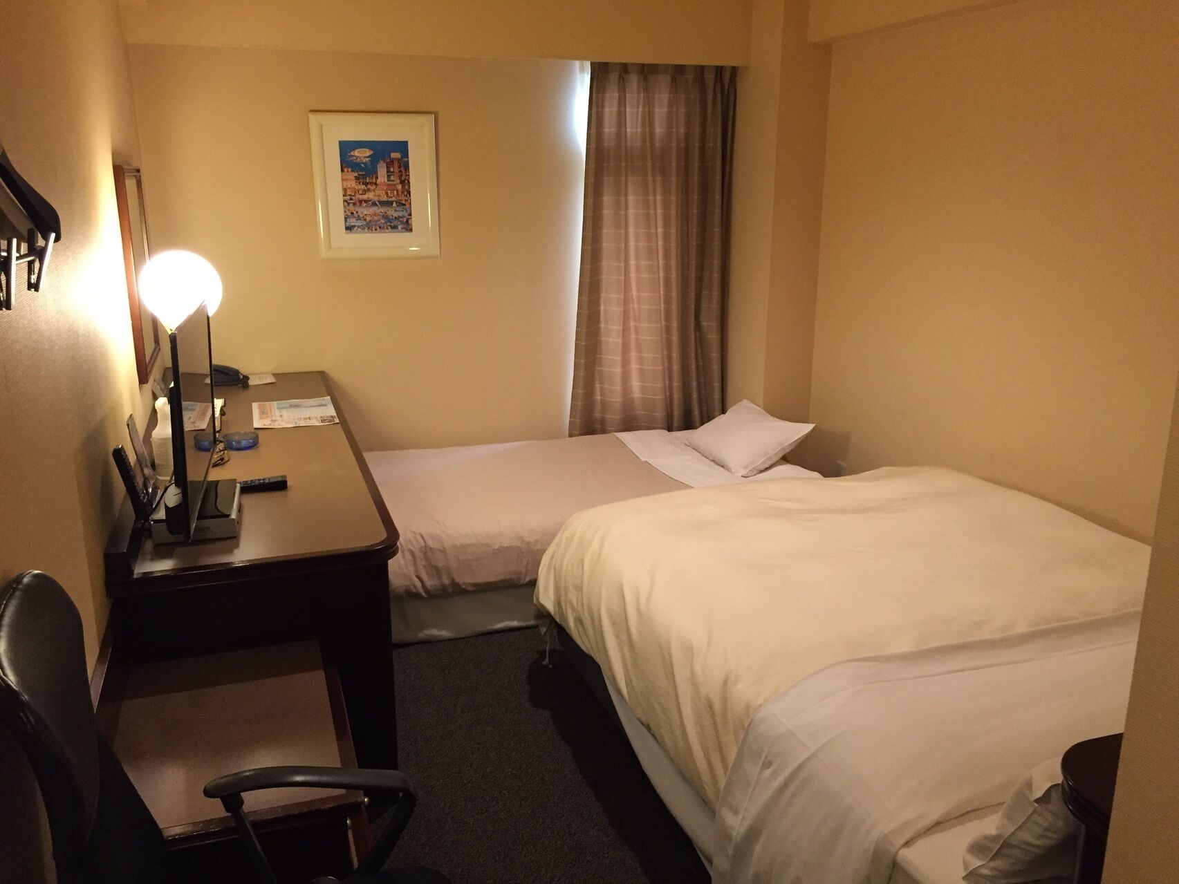 Premium bedding, down comforters, desk, laptop workspace