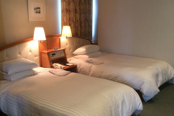 Desk, blackout drapes, iron/ironing board, free WiFi