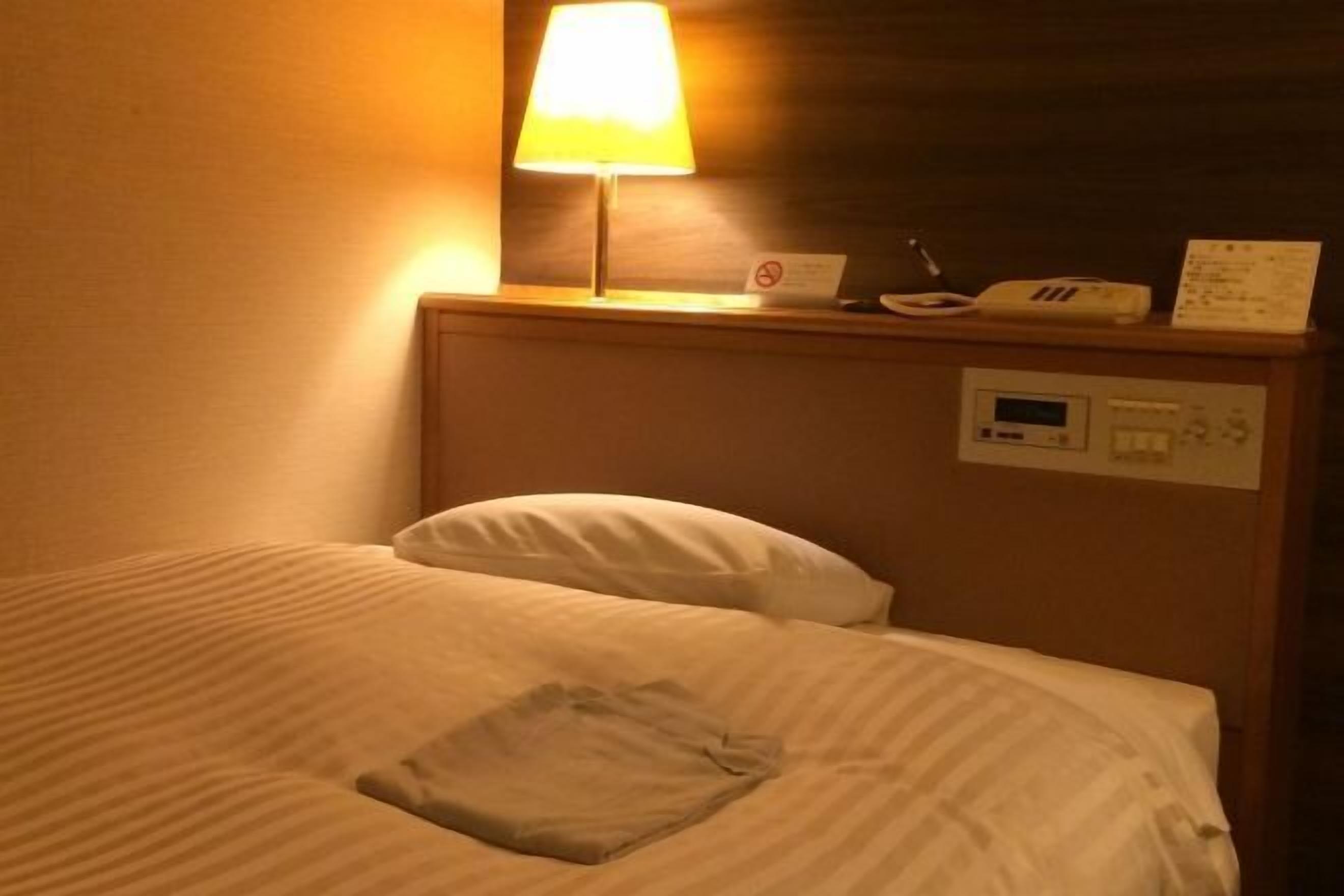 Desk, blackout drapes, iron/ironing board, free WiFi