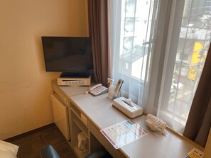 Twin Room, Non Smoking | Soundproofing, free WiFi, bed sheets - Hotel Crown Hills Kumamoto (Kumamoto)