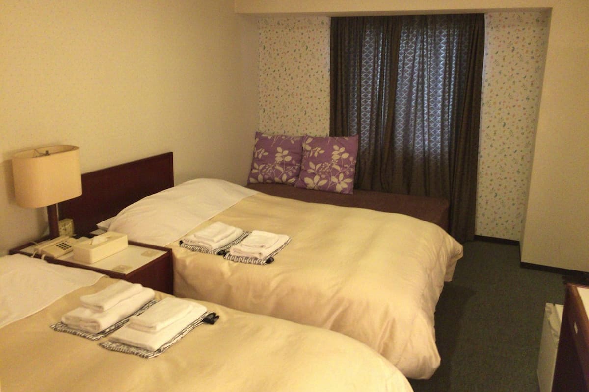 Desk, free WiFi, bed sheets