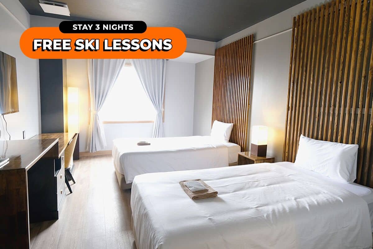 Tvåbäddsrum Deluxe | Sängtillbehör av högsta kvalitet och värdeförvaringsskåp på rummet