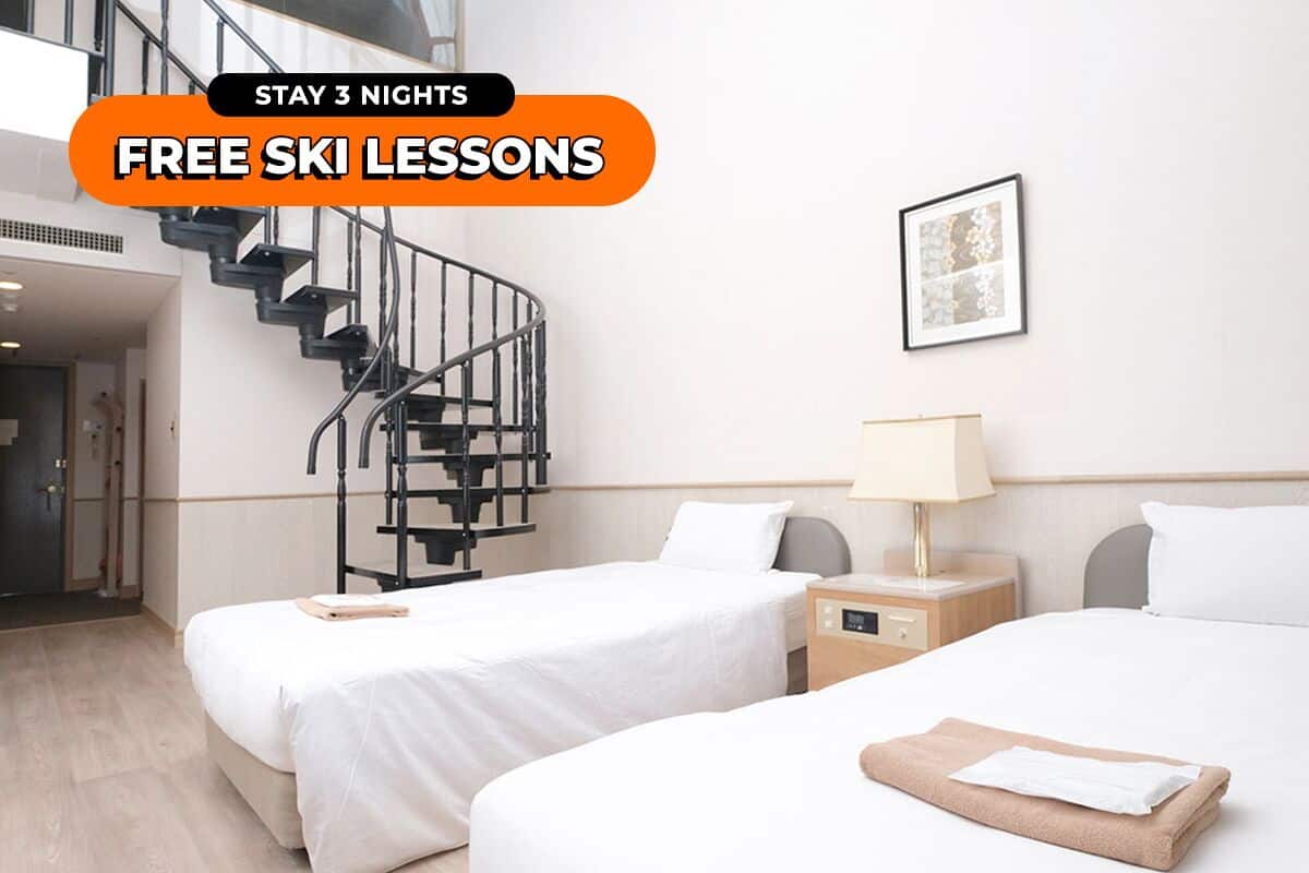 Sängtillbehör av högsta kvalitet och värdeförvaringsskåp på rummet