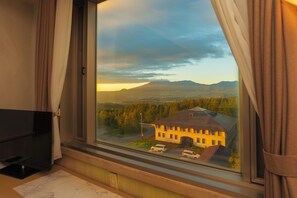 Japanese Room | Premium bedding, in-room safe, bed sheets - Palcall Tsumagoi Resort (Tsumagoi)