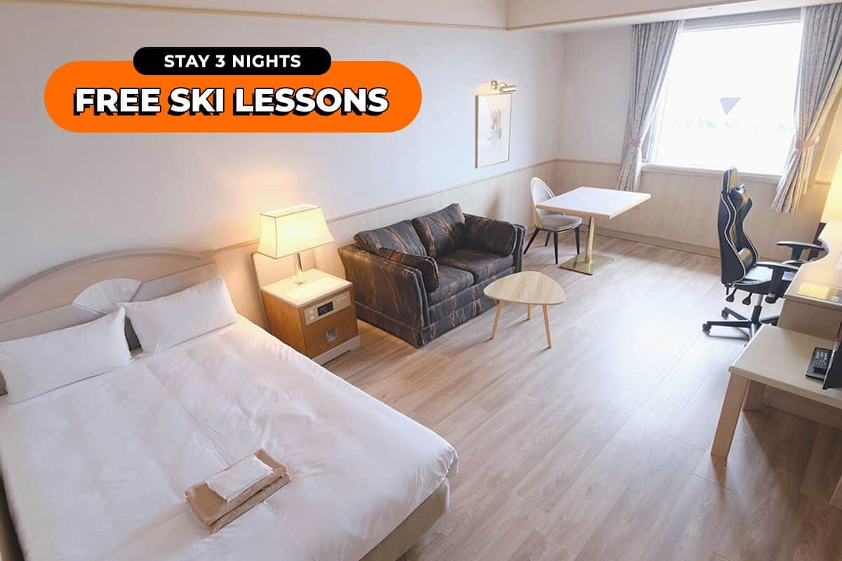 Dubbelrum | Sängtillbehör av högsta kvalitet och värdeförvaringsskåp på rummet